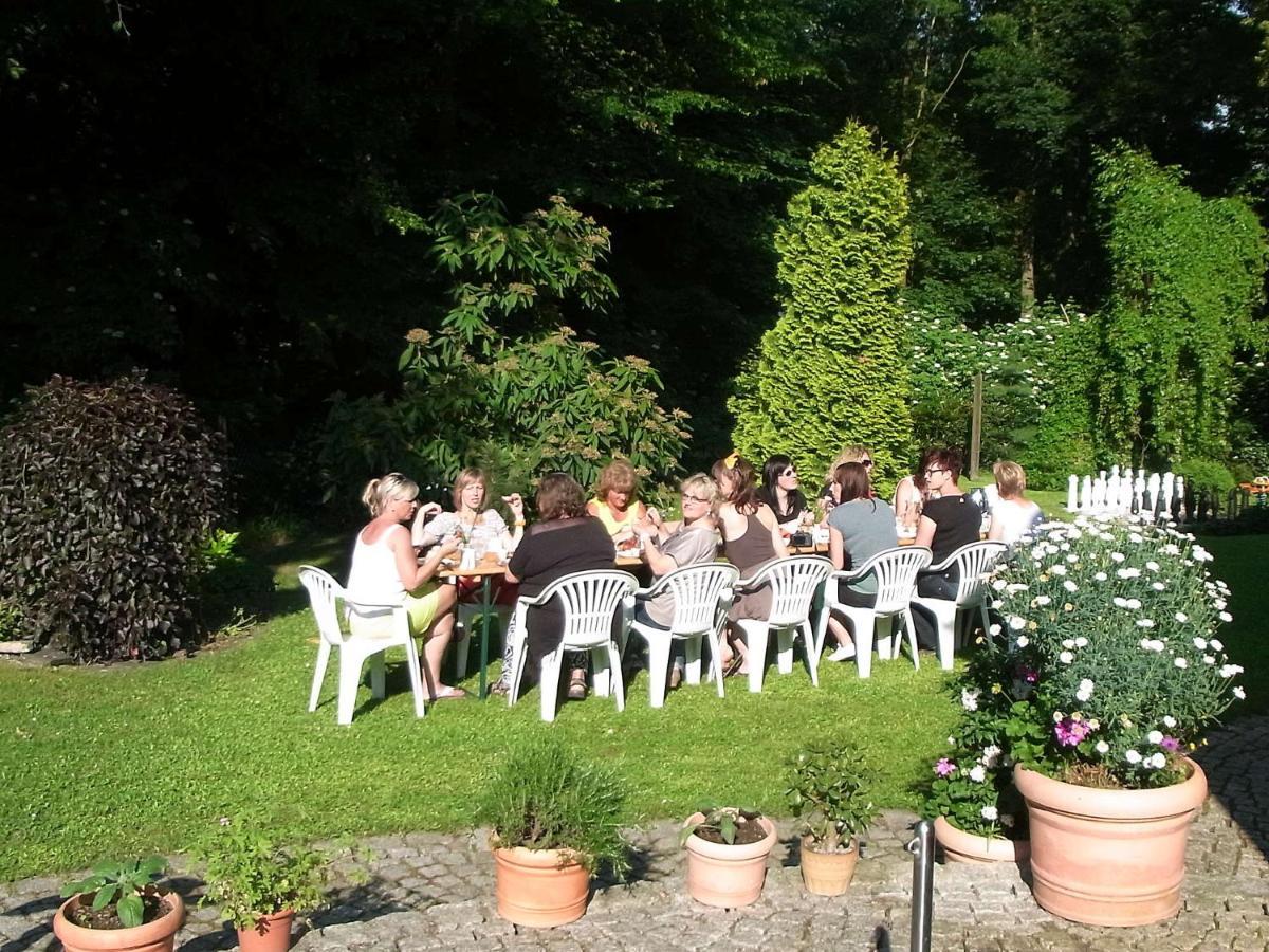 Ferienhof "Alte Foersterei" Knau Extérieur photo